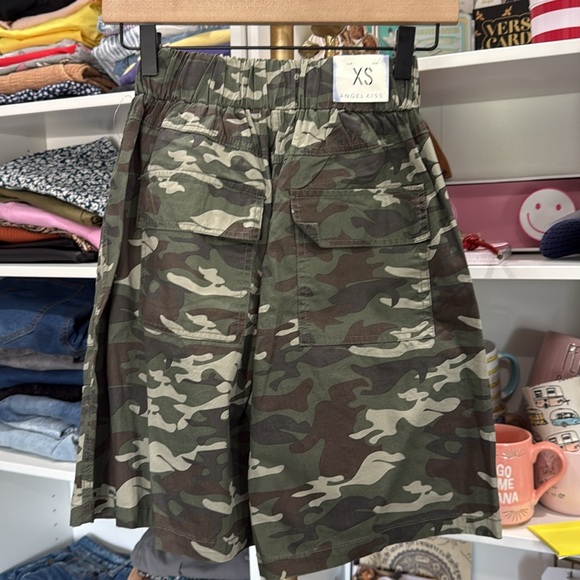 NWT Angel Kiss Cargo Shorts Camouflage XS - Picture 3 of 11